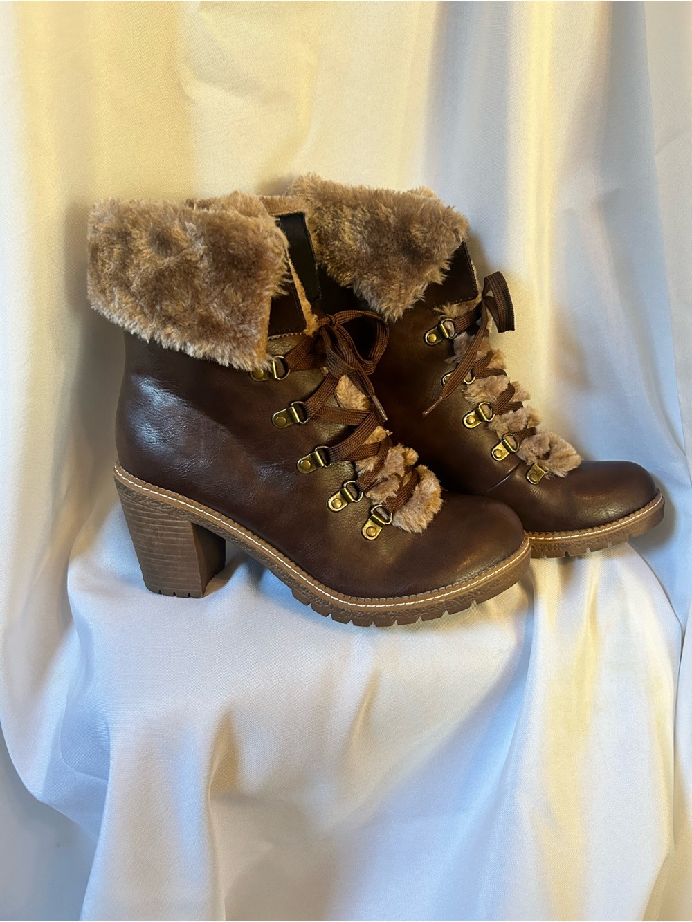 Women’s Brown Faux-Fur Lace-Up Ankle Boots